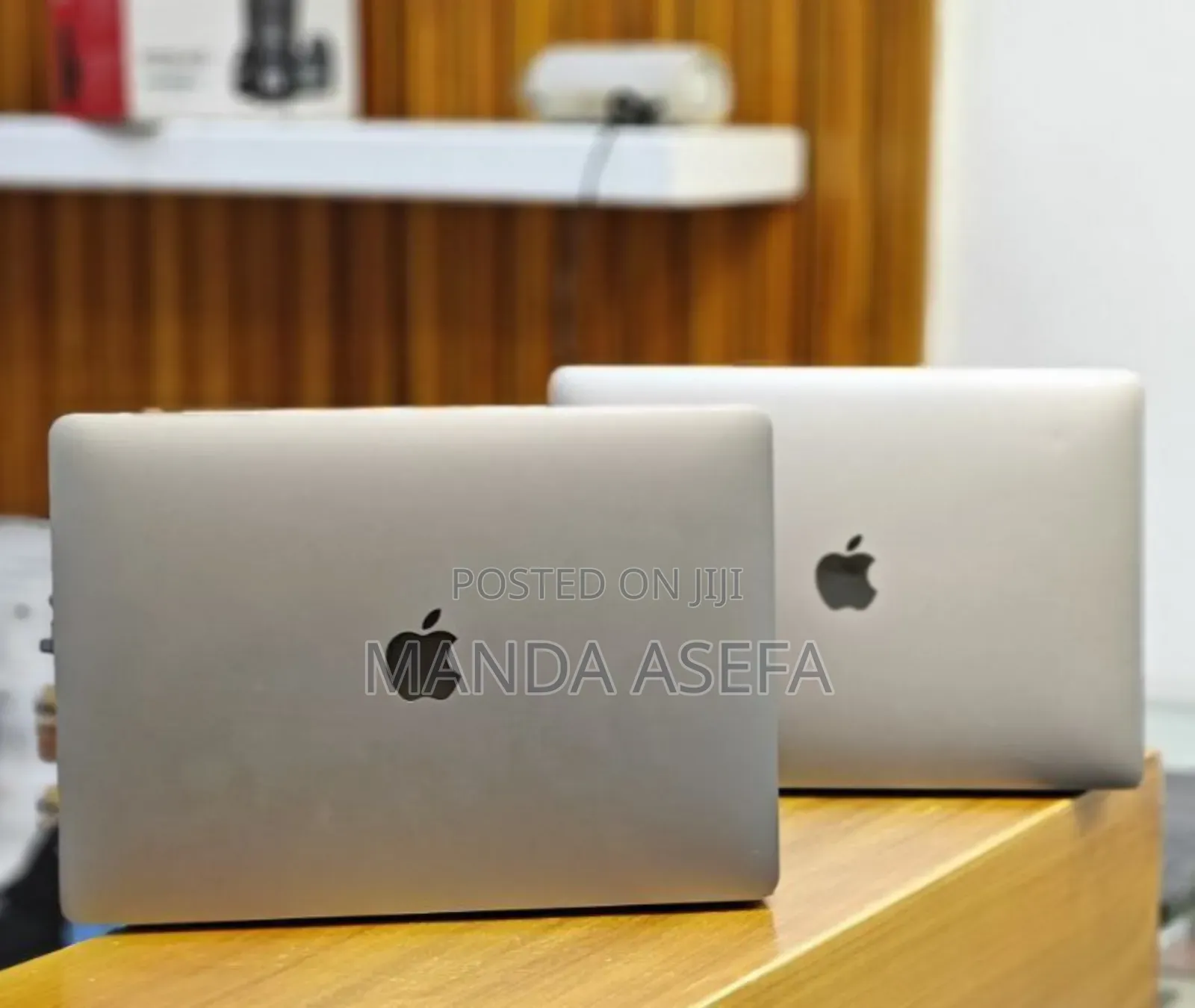 New Laptop Apple MacBook Pro 2019 16GB Intel Core I5 SSD 256GB