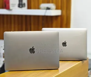 New Laptop Apple MacBook Pro 2019 16GB Intel Core I5 SSD 256GB