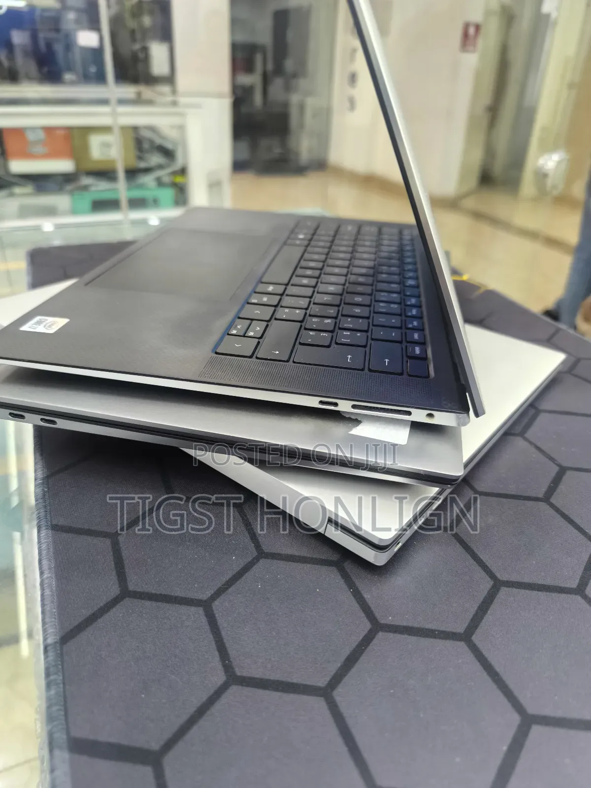 New Laptop Dell XPS 15 16GB Intel Core I7 SSD 512GB