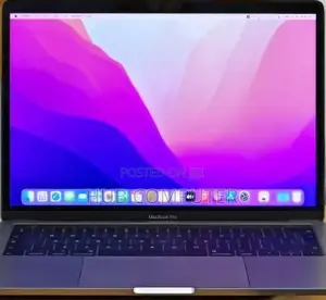 New Laptop Apple MacBook Pro 2019 16GB Intel Core I7 SSD 256GB