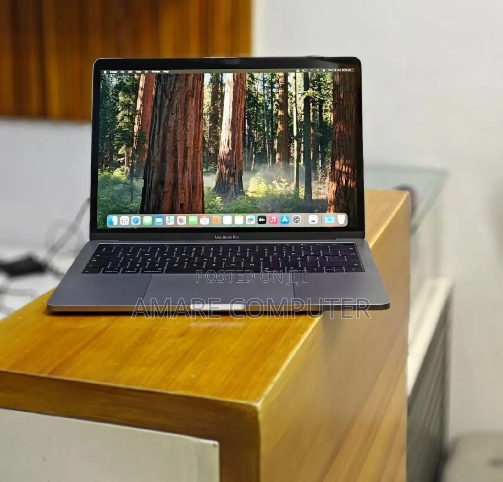 New Laptop Apple MacBook Pro 2019 16GB Intel Core I5 SSD 256GB