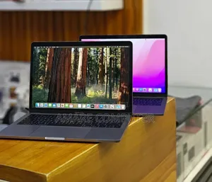 New Laptop Apple MacBook Pro 2019 16GB Intel Core I5 SSD 256GB