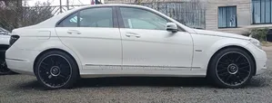 Photo - Mercedes-Benz C180 2007 White
