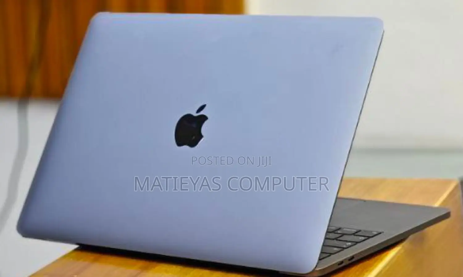 New Laptop Apple MacBook Pro 2019 16GB Intel Core I7 SSD 256GB