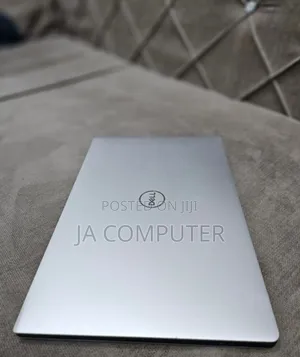 New Laptop Dell XPS 13 8GB Intel Core I5 SSD 512GB