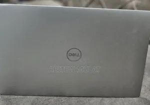 New Laptop Dell XPS 13 8GB Intel Core I5 SSD 512GB