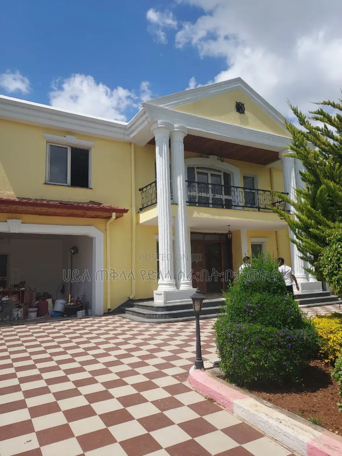 Furnished 8bdrm House in Ccd Real State, Oromia-Finfinne for sale