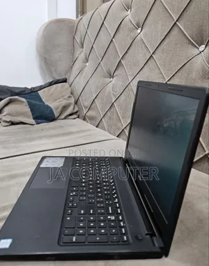 New Laptop Dell Vostro 1320 4GB Intel Core I3 HDD 1T