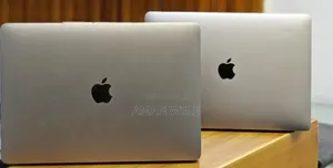 New Laptop Apple MacBook Pro 2019 16GB Intel Core I7 SSD 256GB