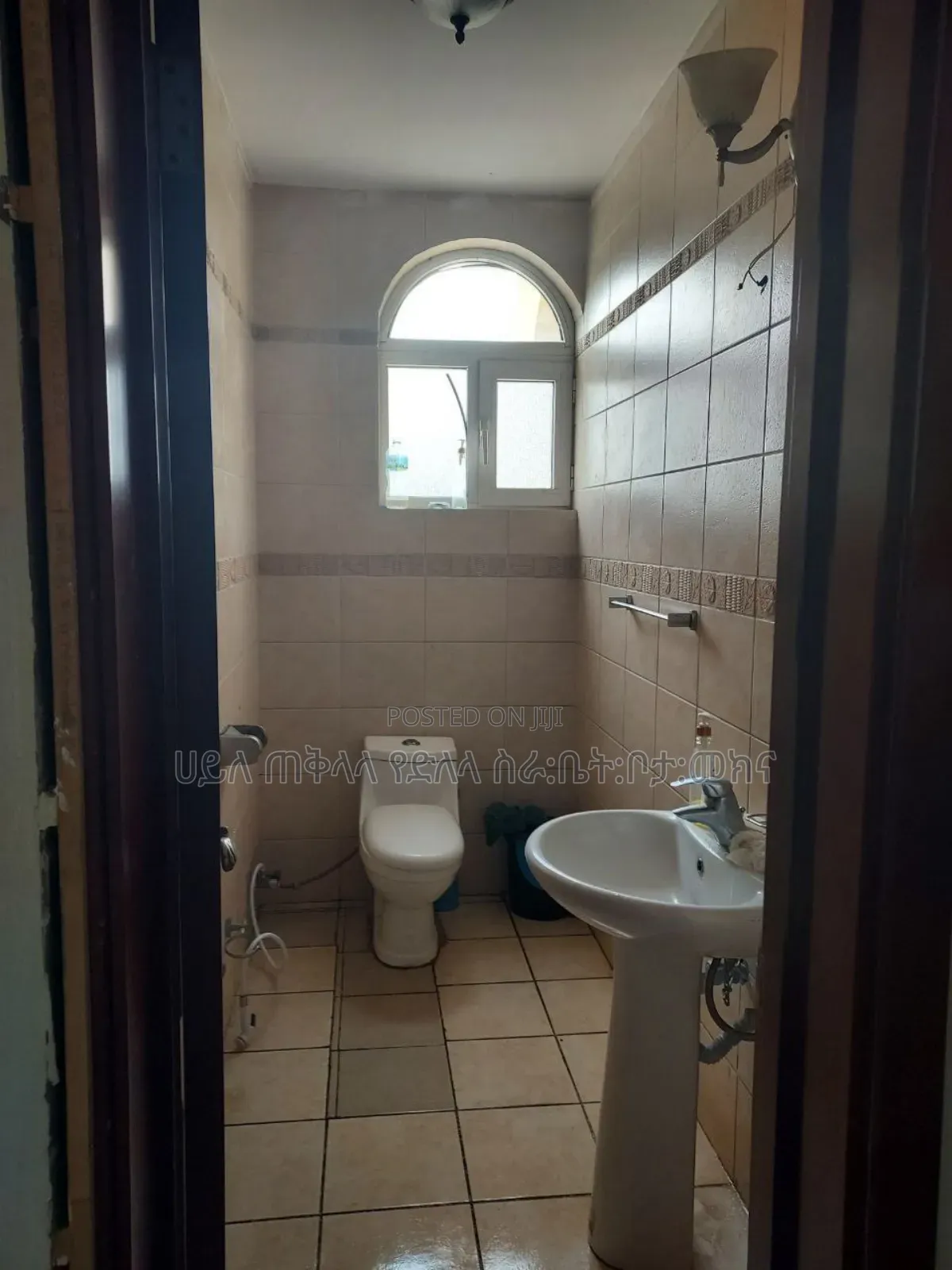 Furnished 7bdrm Townhouse/Terrace in Ccd Real State, Oromia-Finfinne