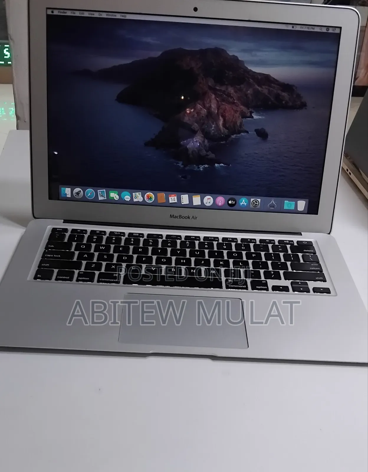 New Laptop Apple MacBook Air 2014 4GB Intel Core I5 SSD 256GB
