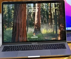 New Laptop Apple MacBook Pro 2019 16GB Intel Core I7 SSD 256GB