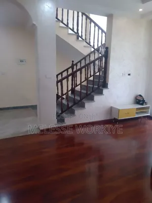 6bdrm House in Akaky Kaliti for sale