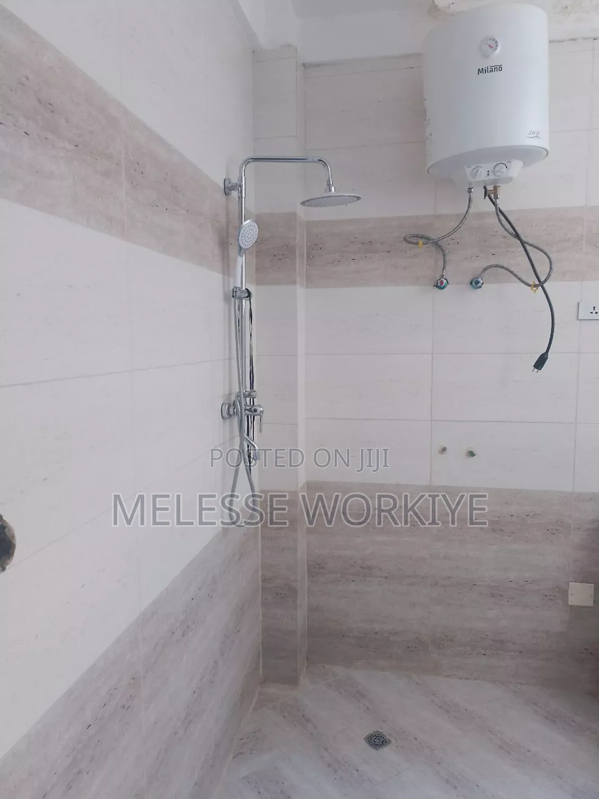 6bdrm House in Akaky Kaliti for sale