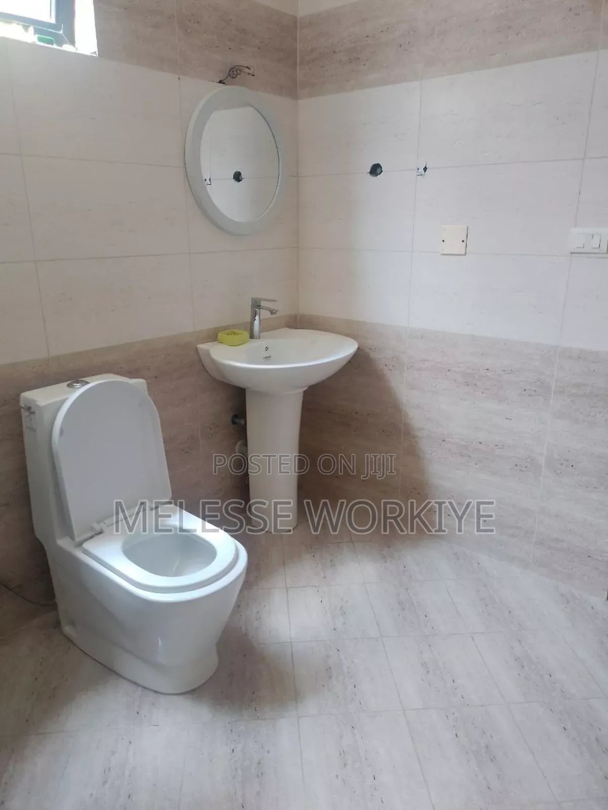 6bdrm House in Akaky Kaliti for sale