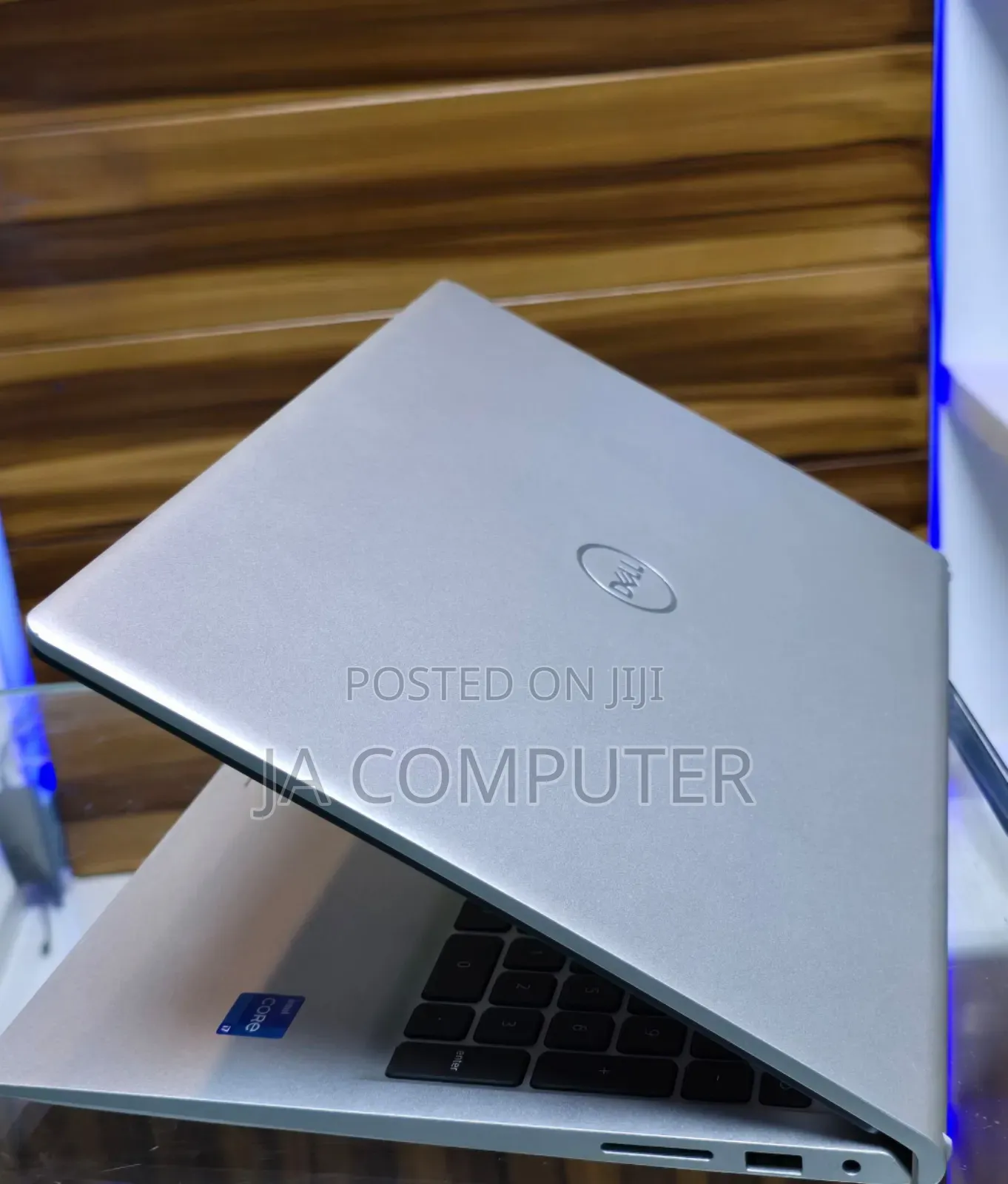 New Laptop Dell Inspiron 15 16GB Intel Core I7 SSD 512GB