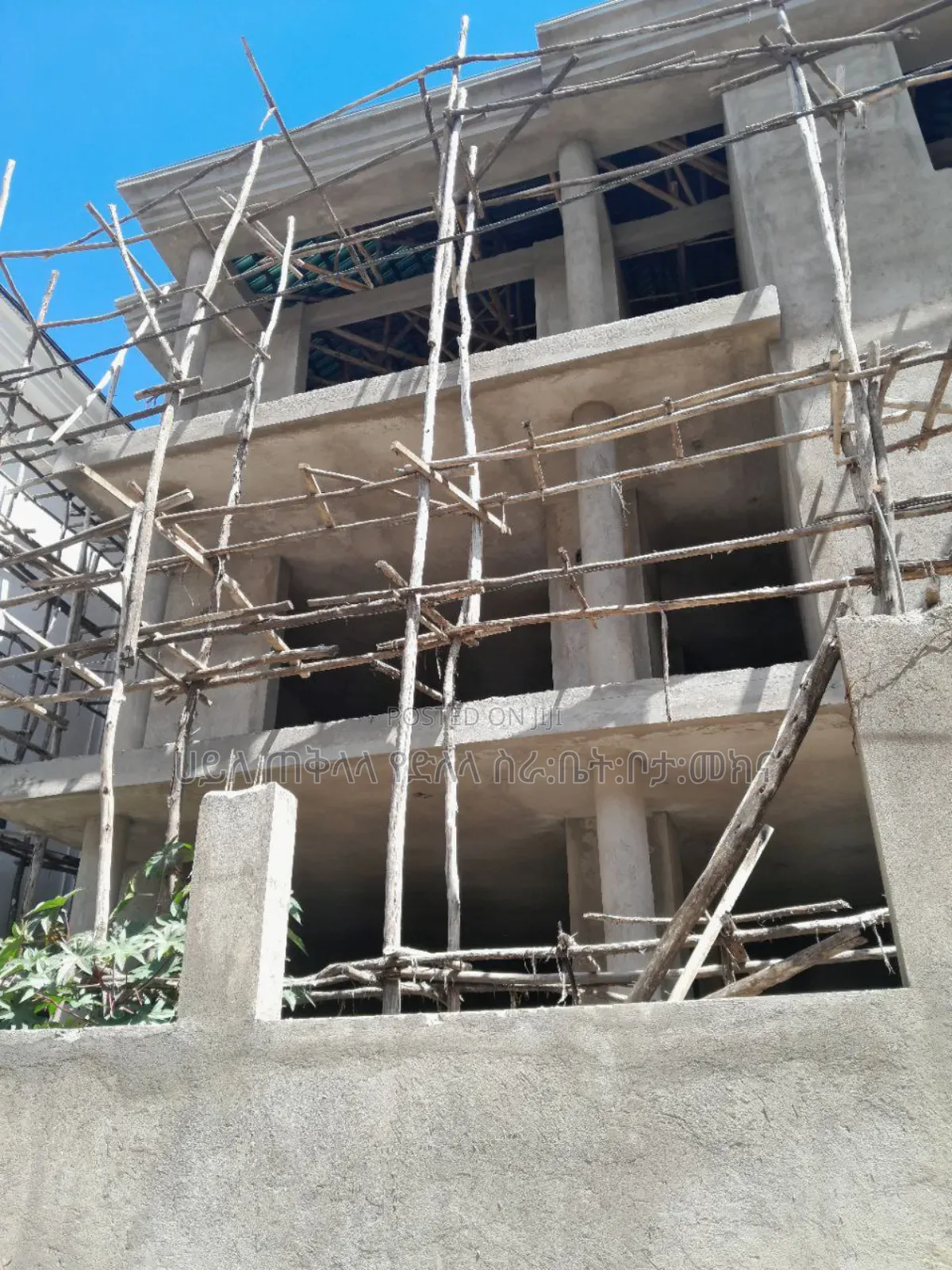 6bdrm Townhouse/Terrace in አያት ዞን ኮምፋውንድ ግብ ውስጥ, Yeka for sale