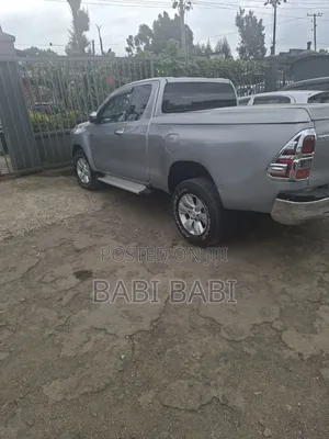Toyota Hilux 2017 Silver