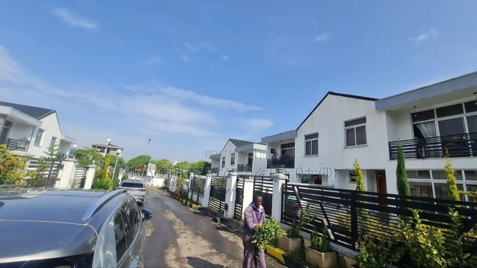 Furnished 6bdrm Townhouse/Terrace in ሆሴ ሪልስተት ኮምፋውንድ ውስጥ, Yeka for sale