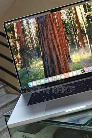 Photo - New Laptop Apple MacBook Pro 2021 M1 16GB Apple M1 Pro SSD 1T