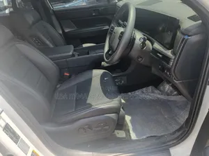 New Hyundai Santa Fe HEV 2024 Ivory