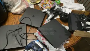 Photo - ብዛት Playstation 4 ጌም ዞን ሚሆኑ Jailbreak 9.00