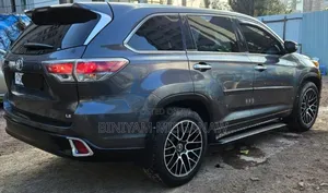 Toyota Highlander 2015 Gray