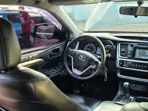 Toyota Highlander 2015 Gray