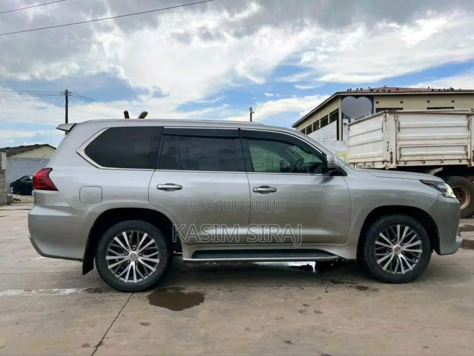 Lexus LX 570 AWD 2016 Blue