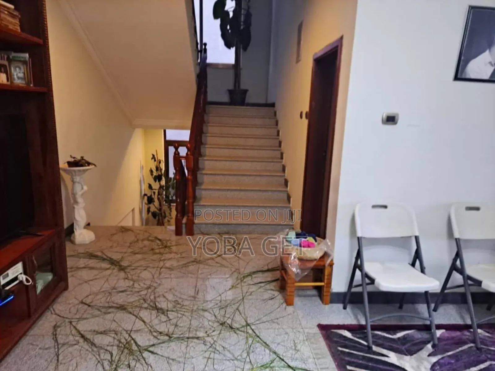 Furnished 10bdrm House in አስቸካይ የሚሸጥ ቤት, Bole for sale