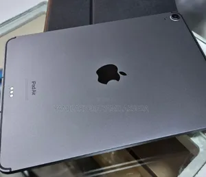 New Apple iPad Air 64 GB Silver