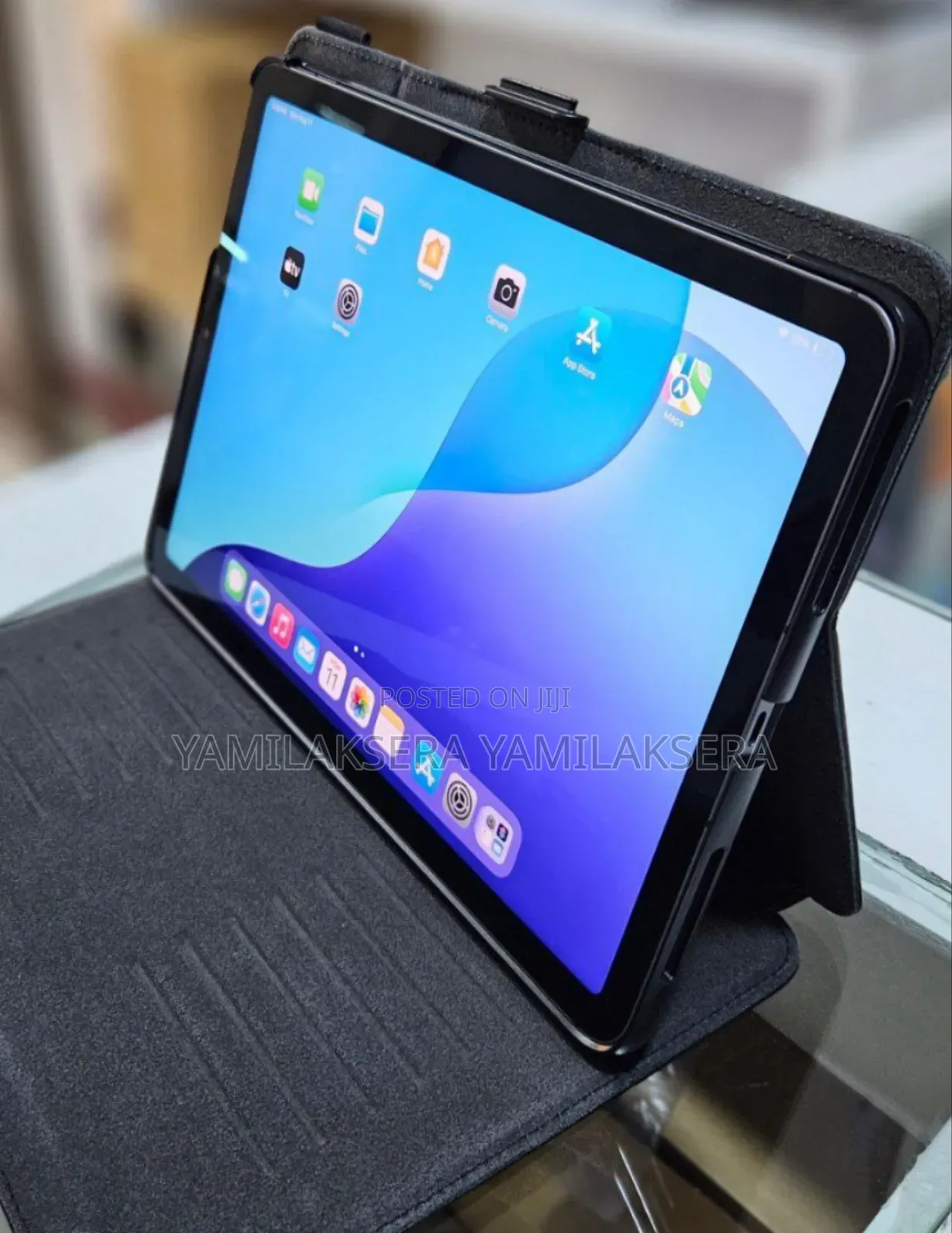 New Apple iPad Air 64 GB Silver