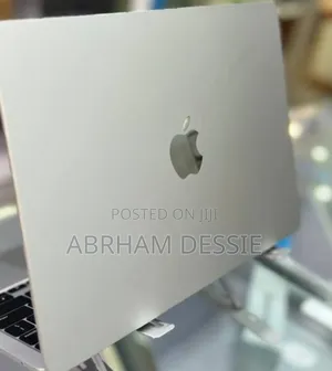 New Laptop Apple MacBook Air 2025 M4 13-Inch 16GB Apple M4 SSD 256GB