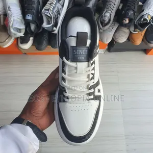 Lv Monogram Accent Lifestyle Sneakers [On Hand]