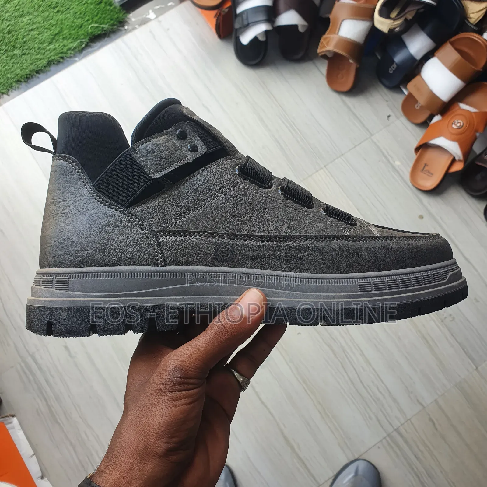 Stylish Mid-Top Casual Sneakers [On Hand]