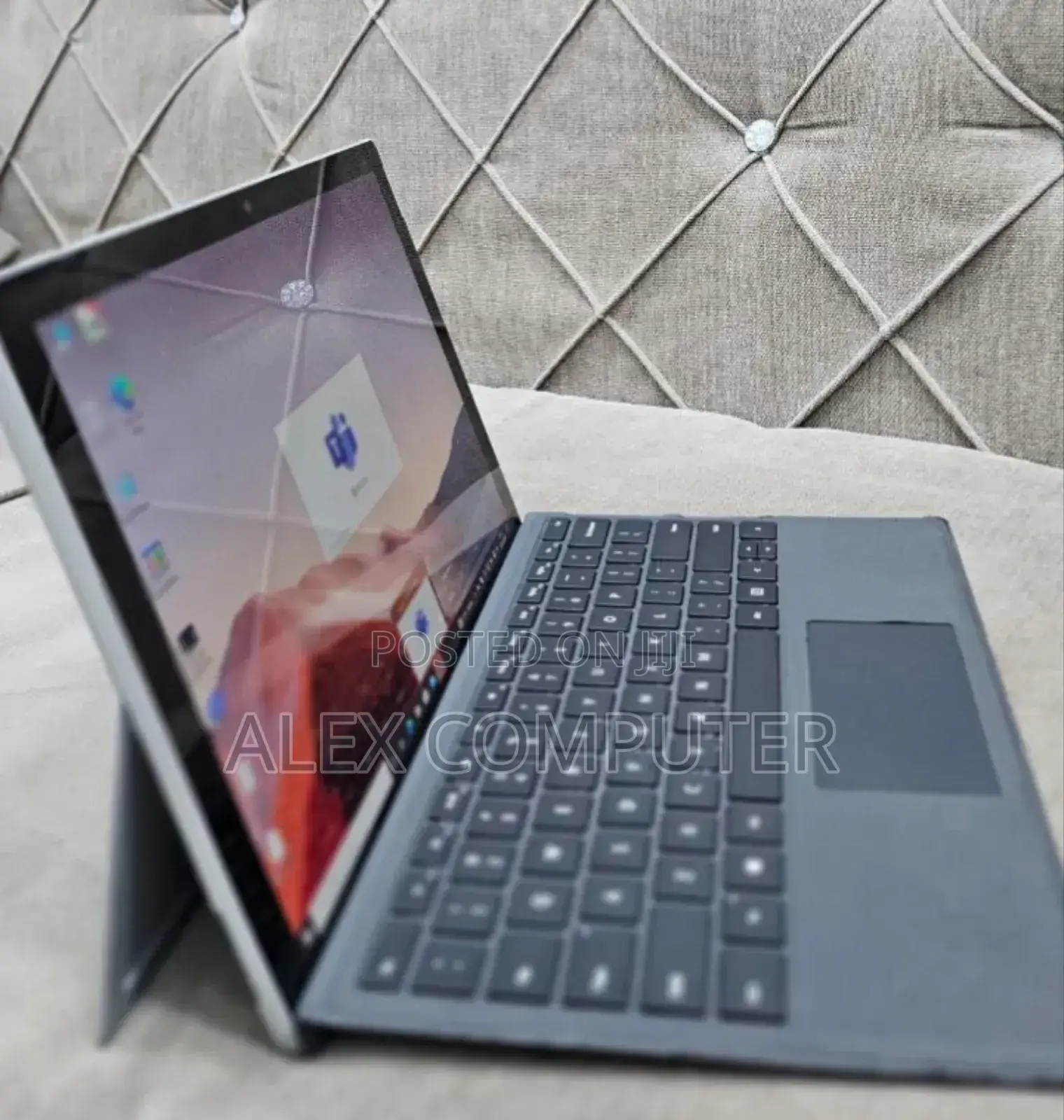 New Laptop Microsoft Surface Pro 7 16GB Intel Core I7 SSD 256GB