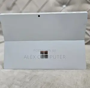 New Laptop Microsoft Surface Pro 7 16GB Intel Core I7 SSD 256GB
