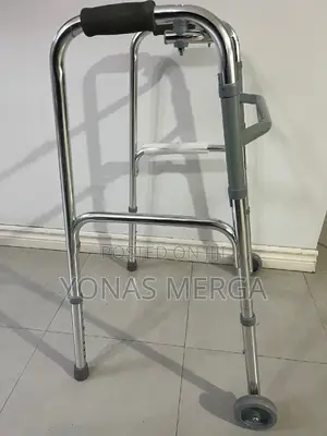 Folding Walker鑫蔣walker Is Adjustable幗፸give Force on Their Affected Leg