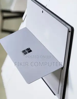 New Laptop Microsoft Surface 16GB Intel Core I7 SSD 512GB