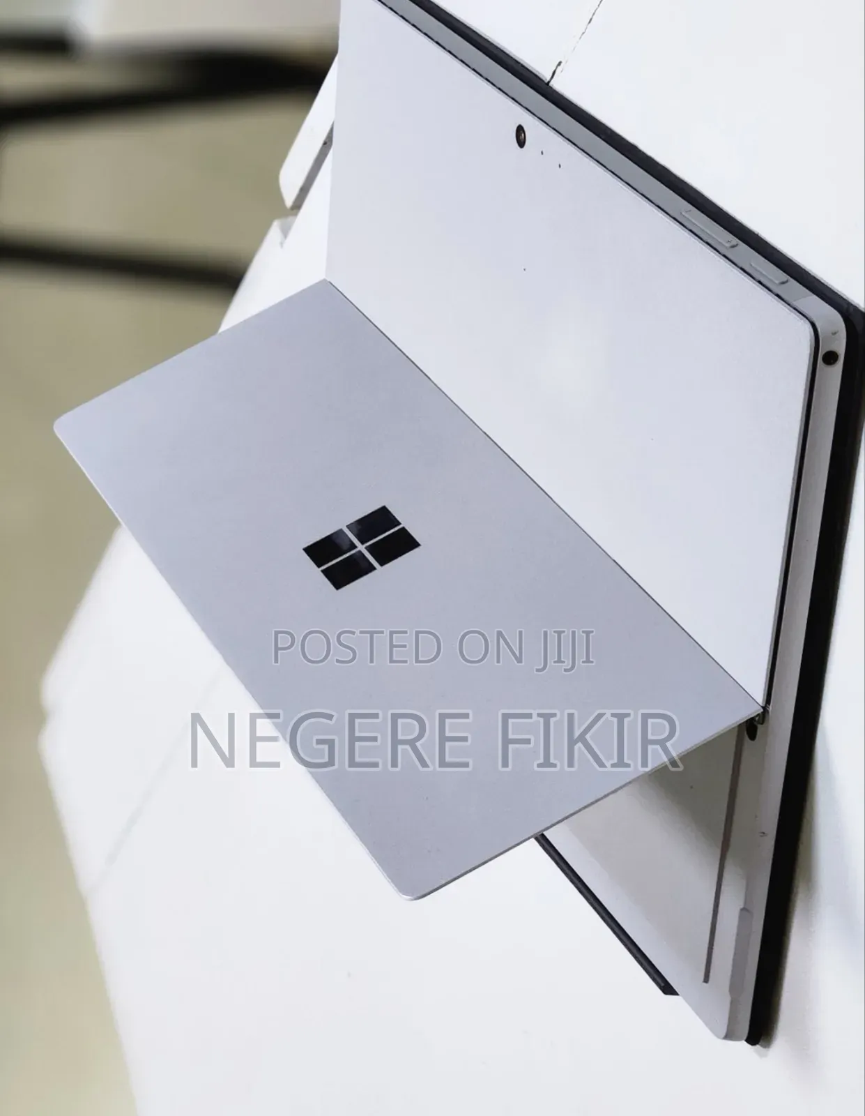 New Laptop Microsoft Surface 16GB Intel Core I7 SSD 512GB