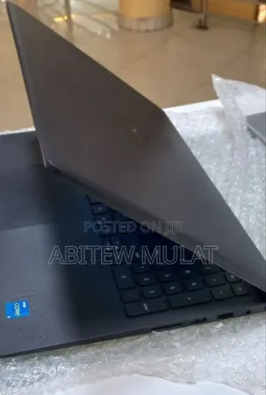 Photo - New Laptop Dell Vostro 3000 8GB Intel Core I5 HDD 1T