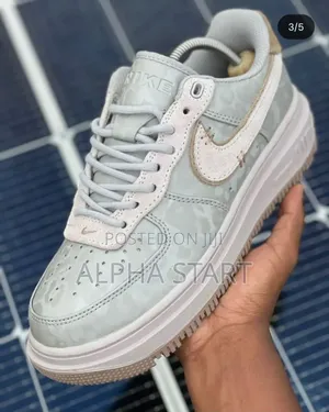 Photo - Nike Air Force
New Arrival  