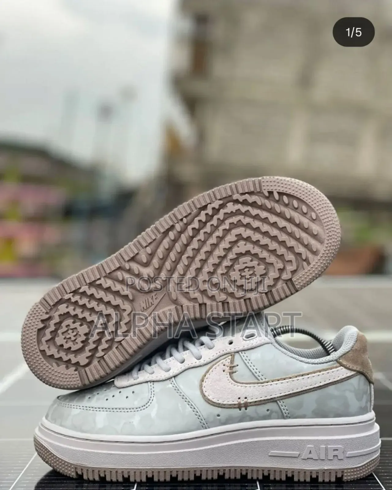 Nike Air Force
New Arrival  