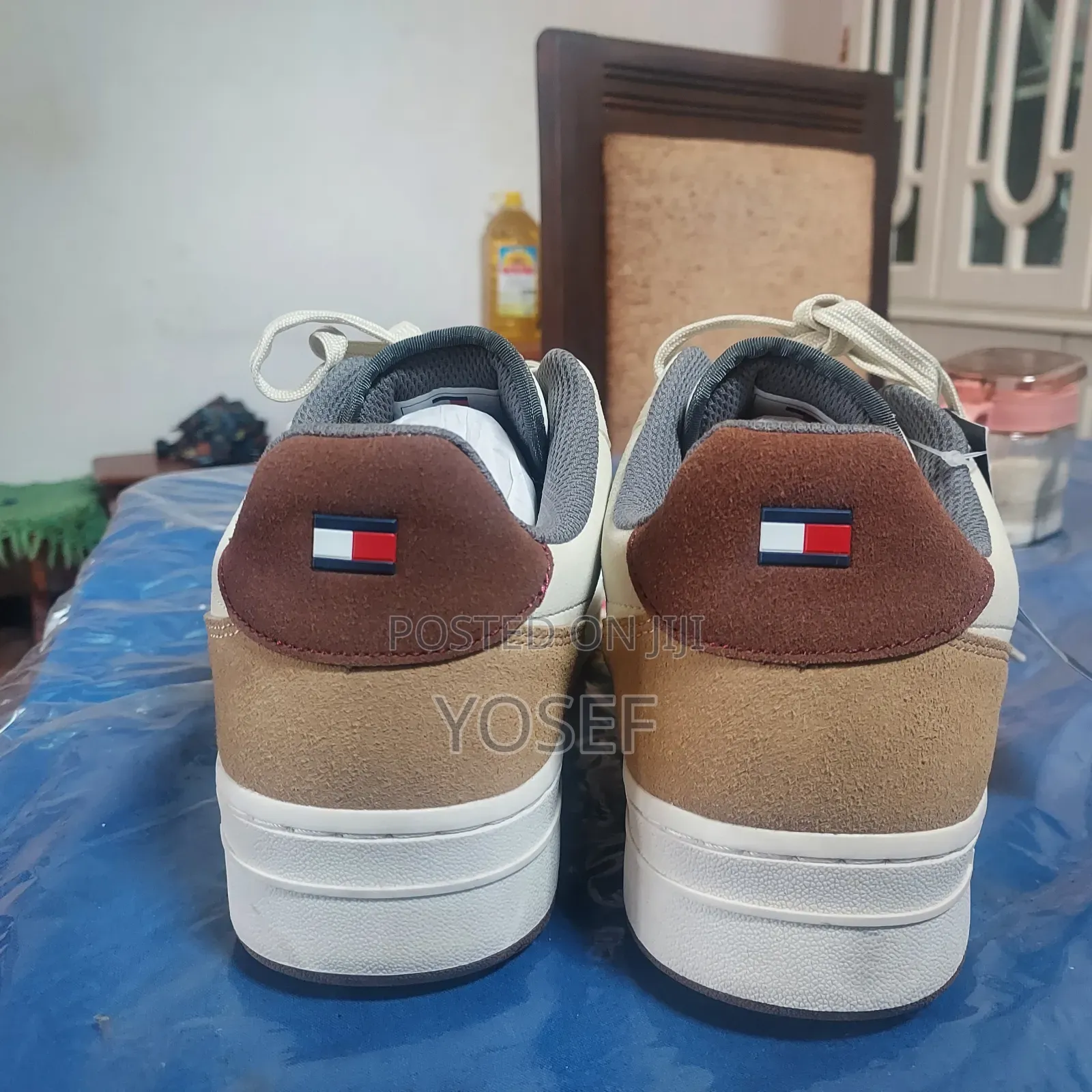 Tommy Hilfiger Sneakers – Brand New, Size 43