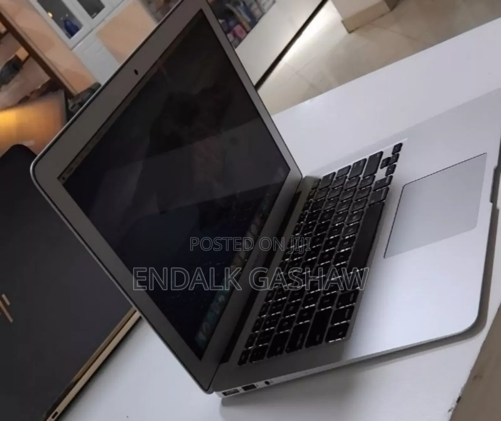 New Laptop Apple MacBook Air 2014 4GB Intel Core I5 SSD 256GB