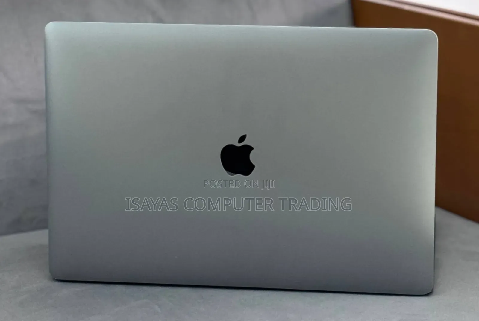 New Laptop Apple MacBook Pro 2019 16GB SSD 512GB