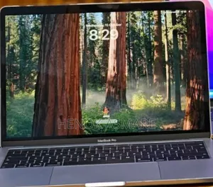 New Laptop Apple MacBook Pro 2019 16GB Intel Core I7 SSD 256GB
