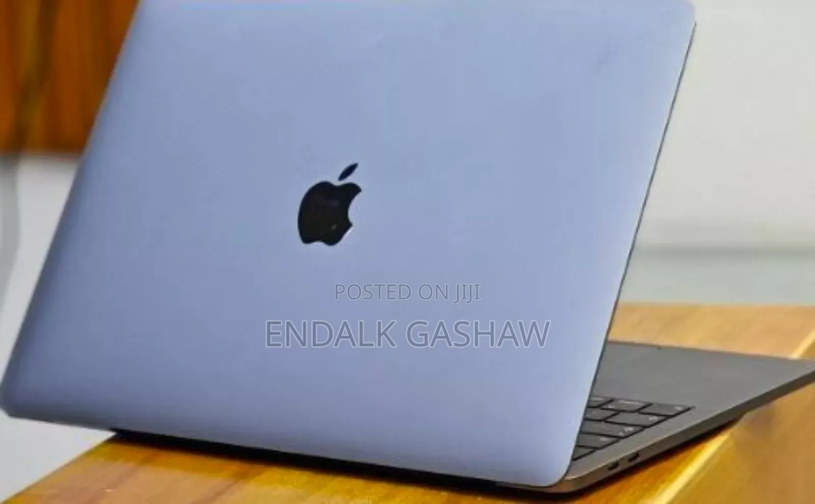 New Laptop Apple MacBook Pro 2019 16GB Intel Core I7 SSD 256GB