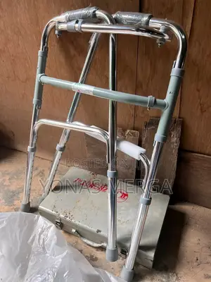 Photo - Walking Support Folding Walker弊釀walker Feature an Improved Cross Frame