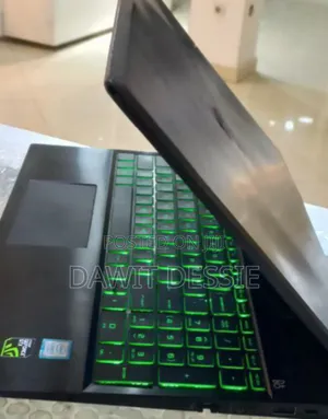New Laptop HP 8GB Intel Core I7 SSD 1T